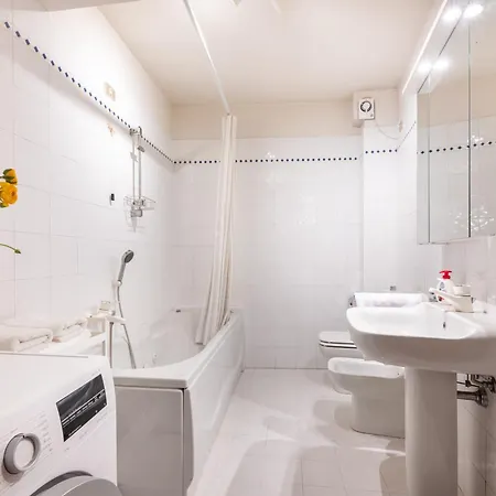 Large In The Historic Center Of Apartamento